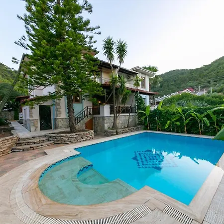 Otantik Daily Weekly Villa Marmaris