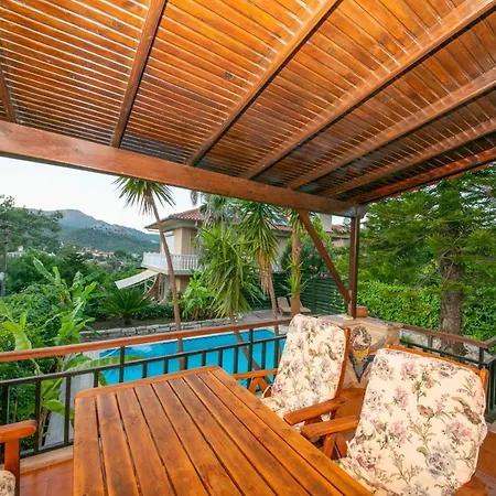 Villa Otantik Daily Weekly